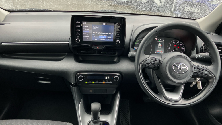 Toyota Yaris 1.5 Hybrid Icon 5dr CVT Hybrid Hatchback